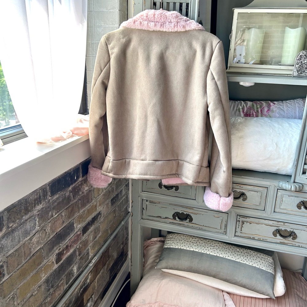 Jacket - Picture 3 of 3